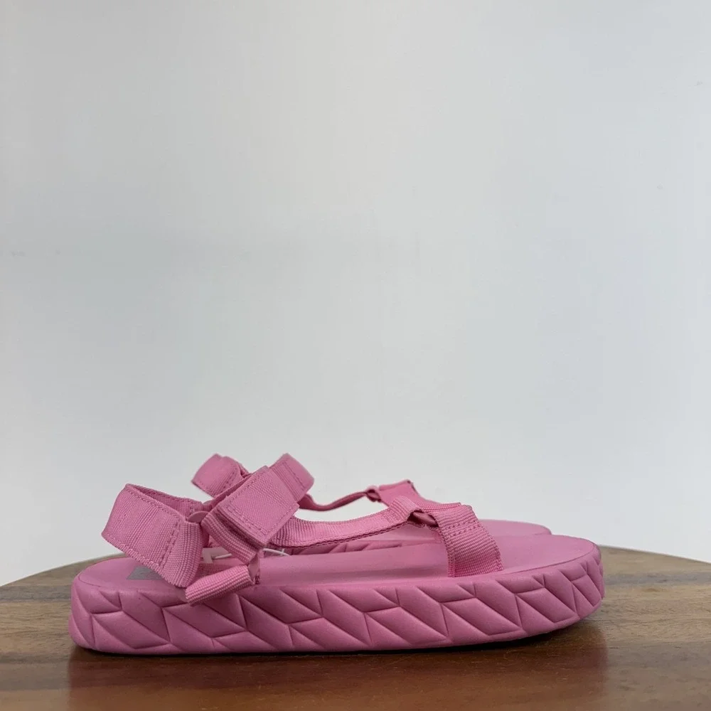 New Big Kids Dolce Vita Zaidey‎ Strappy Platform Pink Sandals Size 4 Y